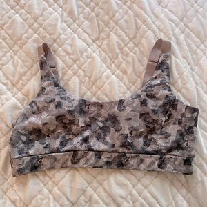 Mono B sports bra